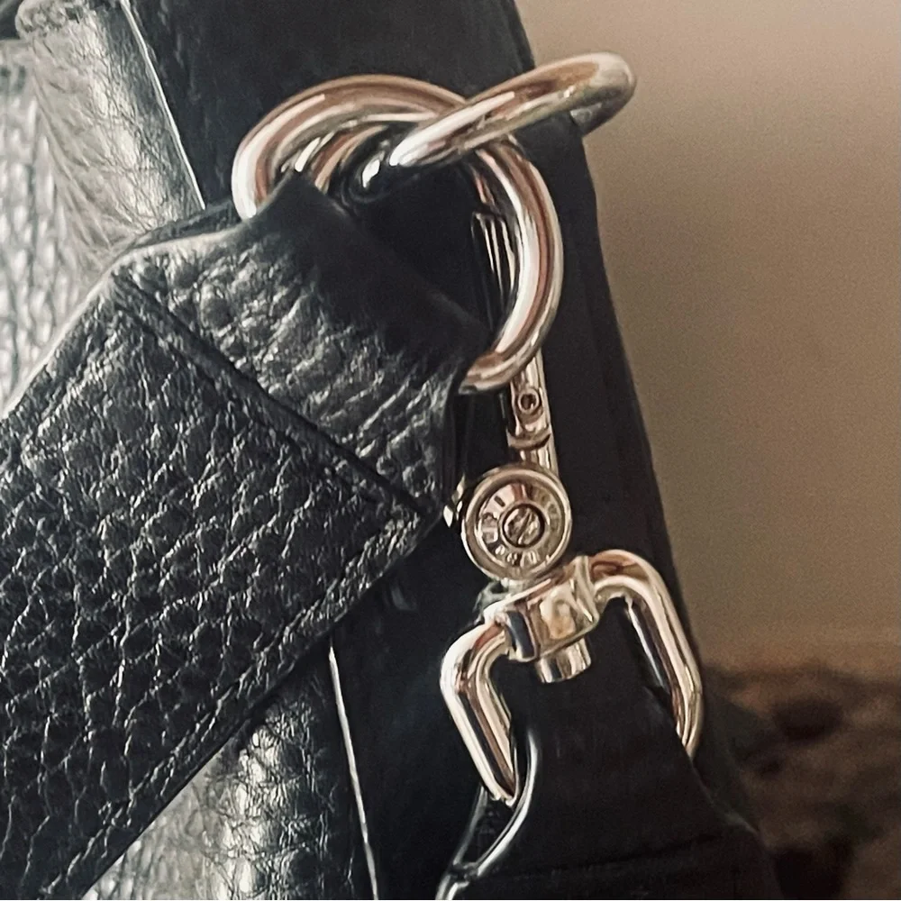 Henri Bendel Black Shoulder Bag - Picture 6 of 16
